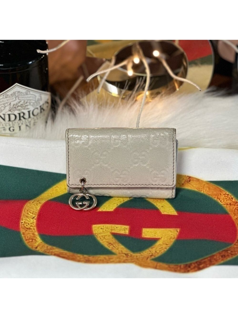 Authentic GUCCI SSIMA INTERLOCKING G GOLD CHARM 6 RING KEY CASE KEY HOLDER